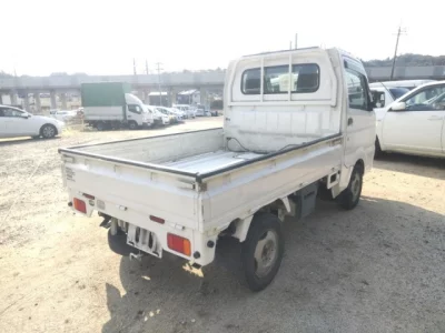 Nissan CLIPPER TRUCK  с аукциона в Японии