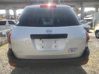 Nissan AD