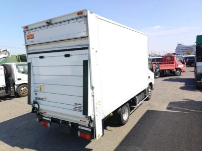 Hino DUTRO  с аукциона в Японии