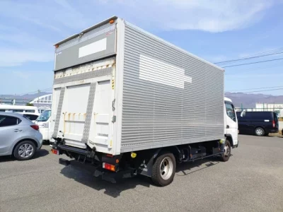 Mitsubishi Fuso Canter