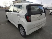 Toyota PIXIS EPOCH лот № 12385 оценка 4  с аукциона в Японии 4