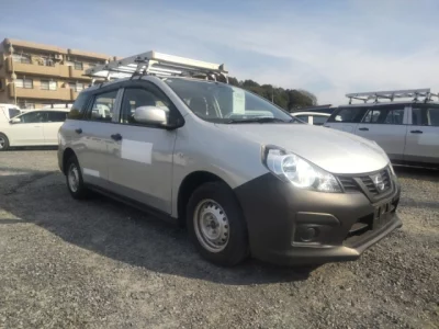 Nissan AD