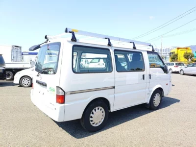 Mazda Bongo Van