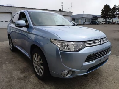 Mitsubishi OUTLANDER PHEV