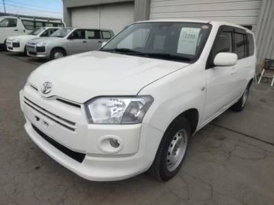 Toyota SUCCEED