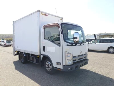 Nissan ATLAS  с аукциона в Японии