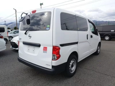Nissan NV200