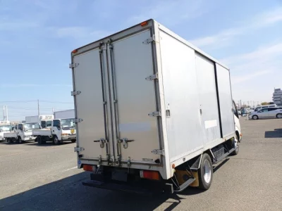 Hino DUTRO  с аукциона в Японии