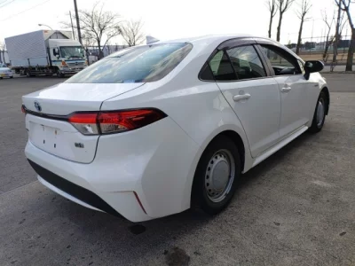 Toyota COROLLA  с аукциона в Японии