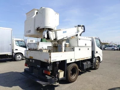 Hino DUTRO