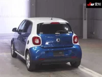 Smart FORFOUR лот № 184 оценка 3.5  с аукциона в Японии 1