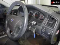 Volvo V70 лот № 30132 оценка 4  с аукциона в Японии 4