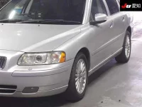 Volvo V70 лот № 30132 оценка 4  с аукциона в Японии 6