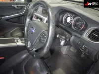 Volvo V60 лот № 103 оценка 3.5  с аукциона в Японии 4