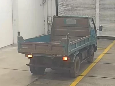 Toyota DYNA  с аукциона в Японии