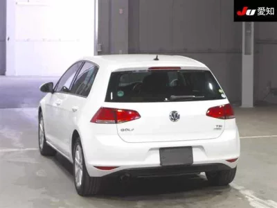 Volkswagen Golf  с аукциона в Японии