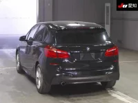 BMW 2-Series лот № 30160 оценка 3.5  с аукциона в Японии 1