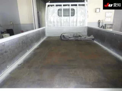 Hino DUTRO  с аукциона в Японии