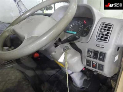 Hino DUTRO  с аукциона в Японии