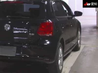 Volkswagen Polo лот № 30253 оценка 3.5  с аукциона в Японии 7