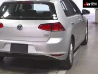 Volkswagen Golf лот № 30289 оценка 3.5  с аукциона в Японии 7
