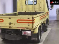 Hino DUTRO лот № 7070 оценка 3  с аукциона в Японии 7