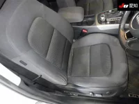 Audi A4 лот № 30503 оценка 3.5  с аукциона в Японии 5