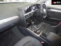 Audi A4 лот № 30503 оценка 3.5  с аукциона в Японии 2