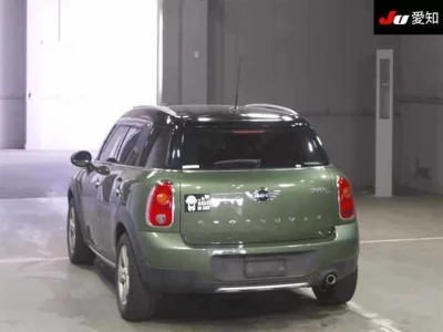 MINI Crossover