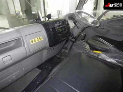 Hino DUTRO  с аукциона в Японии