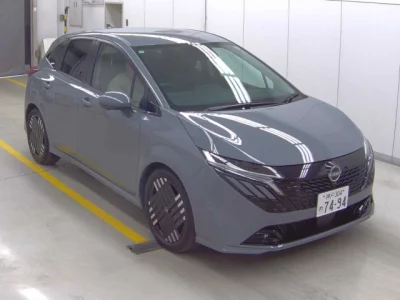 Nissan Aura