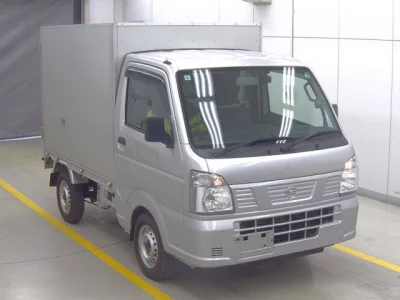 Nissan CLIPPER TRUCK  с аукциона в Японии