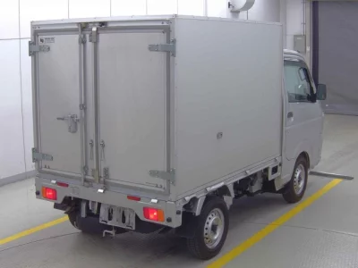 Nissan CLIPPER TRUCK  с аукциона в Японии