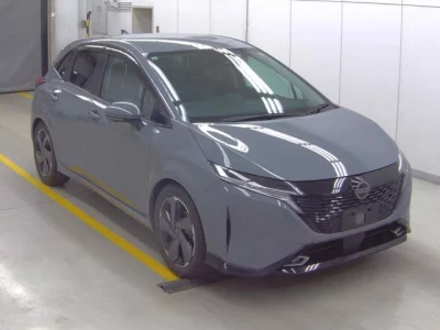 Nissan Aura
