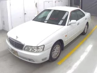 Nissan LAUREL лот № 5006 оценка 3  с аукциона в Японии 2