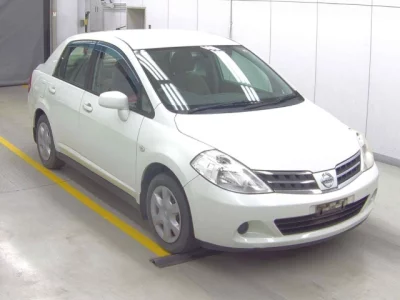 Nissan Tiida Latio