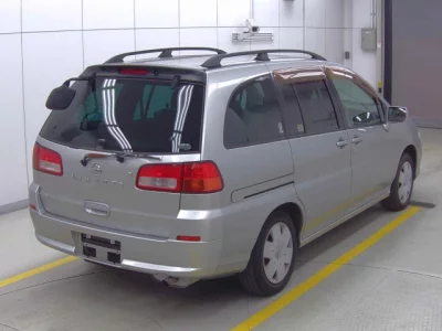 Nissan LIBERTY  с аукциона в Японии