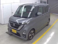 Nissan ROOX лот № 3001 оценка 4.5  с аукциона в Японии 2