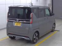 Nissan ROOX лот № 3001 оценка 4.5  с аукциона в Японии 3