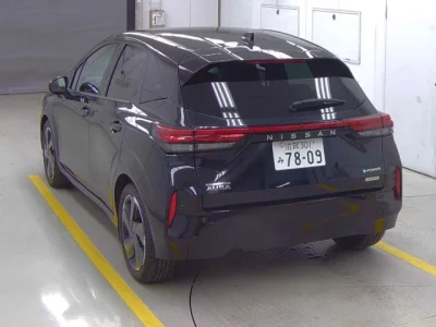 Nissan Aura