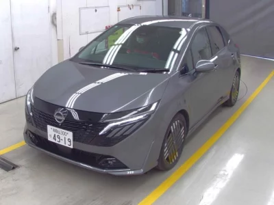 Nissan Aura