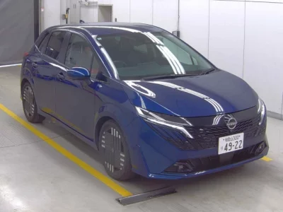 Nissan Aura