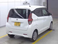 Nissan DAYZ лот № 3095 оценка 4.5  с аукциона в Японии 3