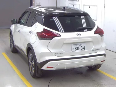 Nissan KICKS