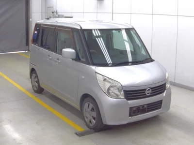 Nissan ROOX  с аукциона в Японии