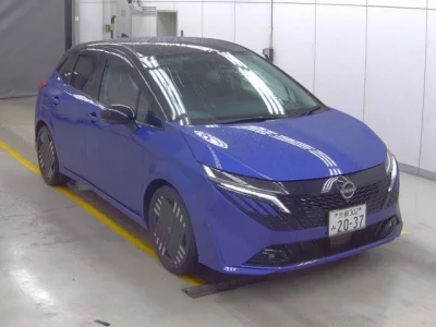 Nissan Aura
