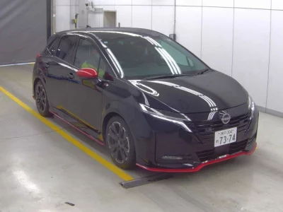 Nissan Aura