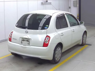 Nissan March