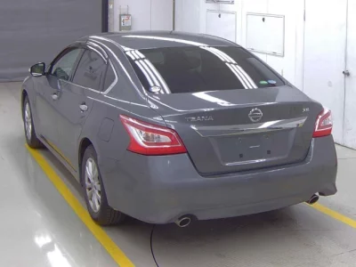 Nissan TEANA  с аукциона в Японии