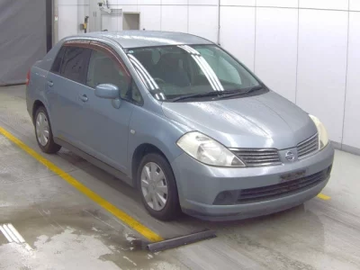 Nissan TIIDA LATIO
